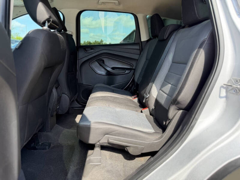 2019 Ford Escape S