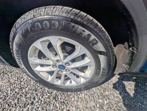 2020 Ford Escape SE