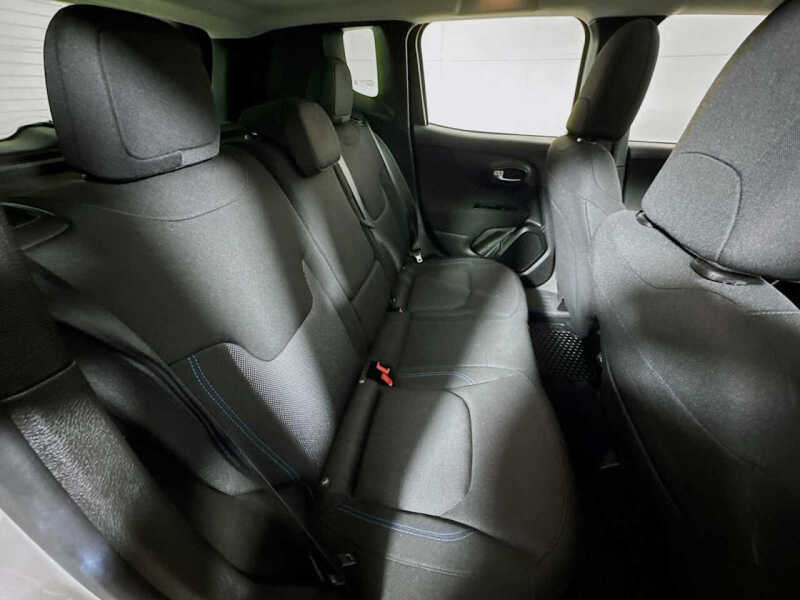 2021 Jeep Renegade Islander