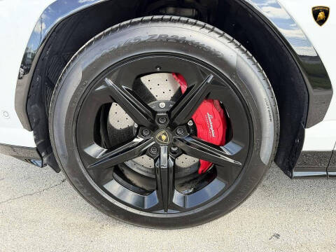 2021 Lamborghini Urus