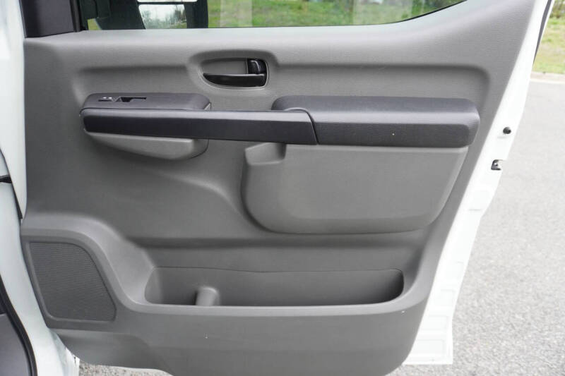 2017 Nissan NV