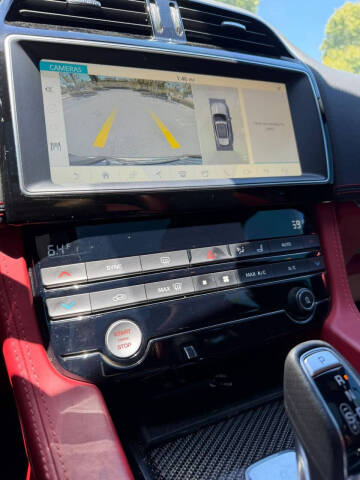 2020 Jaguar F-PACE SVR
