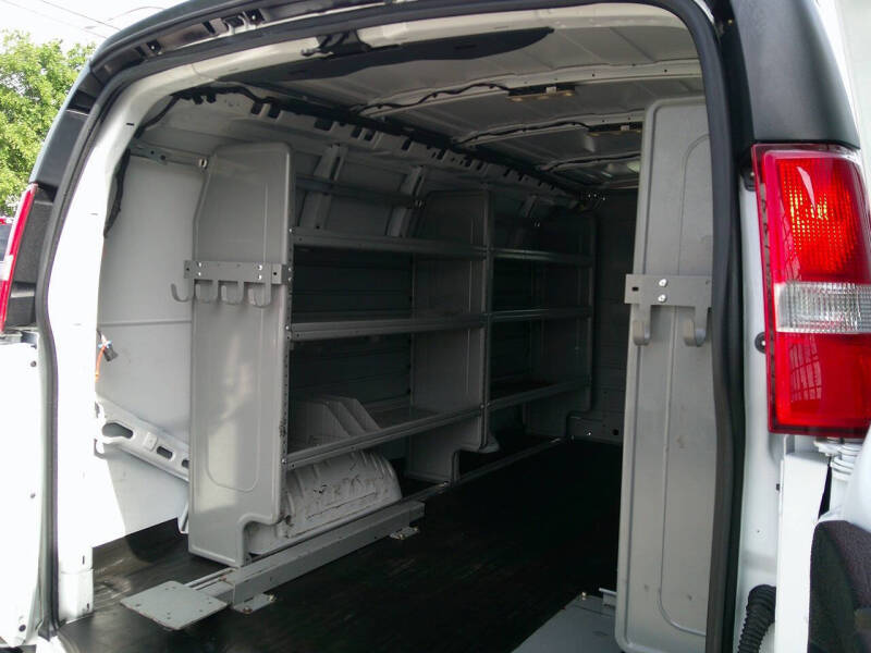 2019 GMC Savana 2500