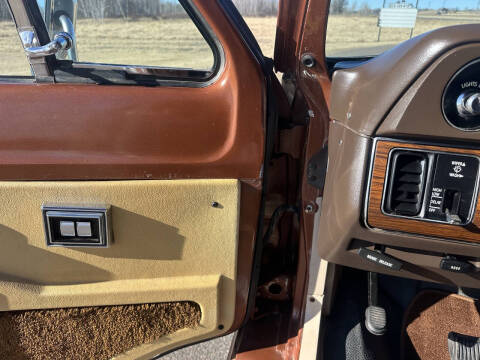 1984 Dodge Ram Van B250