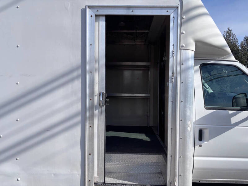 2014 Ford E-Series E-450 SD