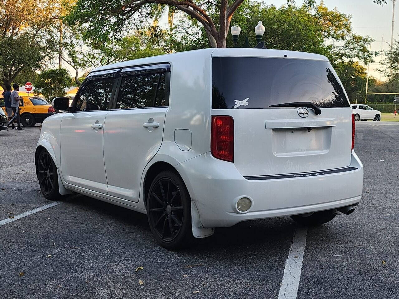2009 TOYOTA SCION xB SUV / Crossover - $6,995
