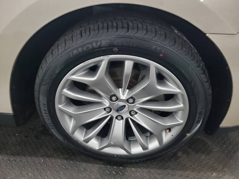 2017 Ford Taurus Limited