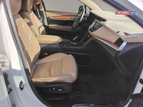 2018 Cadillac XT5 Platinum