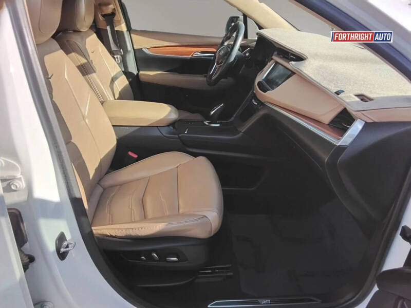 2018 Cadillac XT5 Platinum
