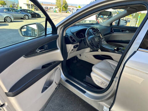 2017 Lincoln MKX Select