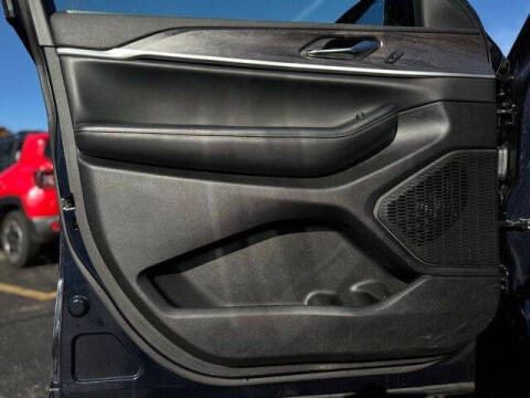 2022 Jeep Grand Cherokee Altitude