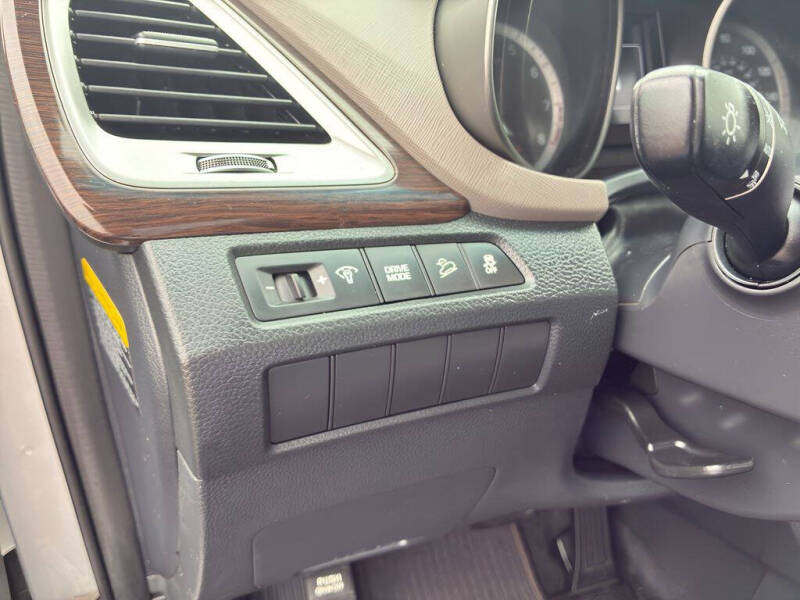 2018 Hyundai Santa Fe SE