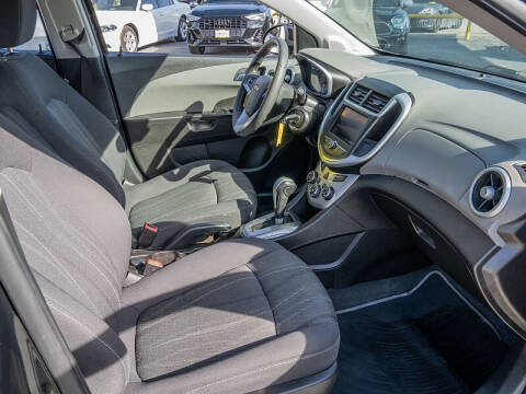 2020 Chevrolet Sonic LT
