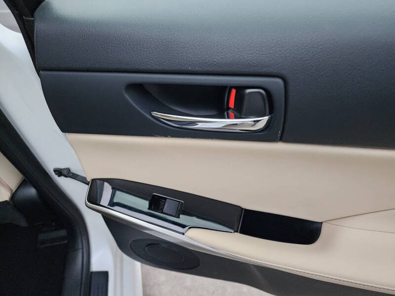 2015 Lexus IS 250