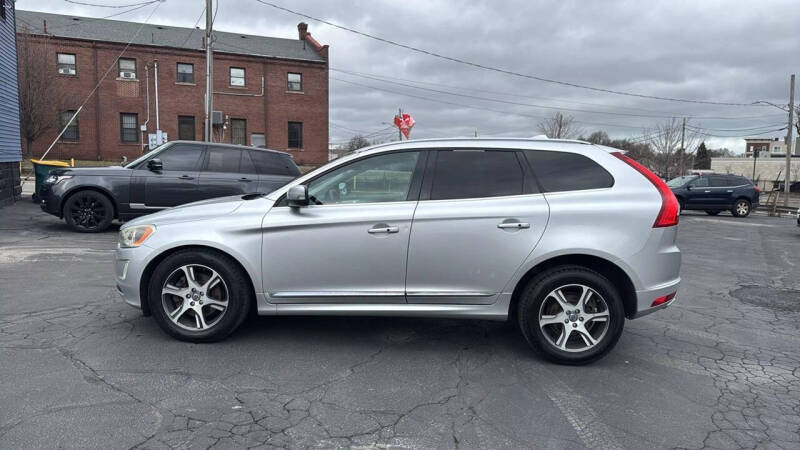 2014 Volvo XC60 T6 Premier Plus