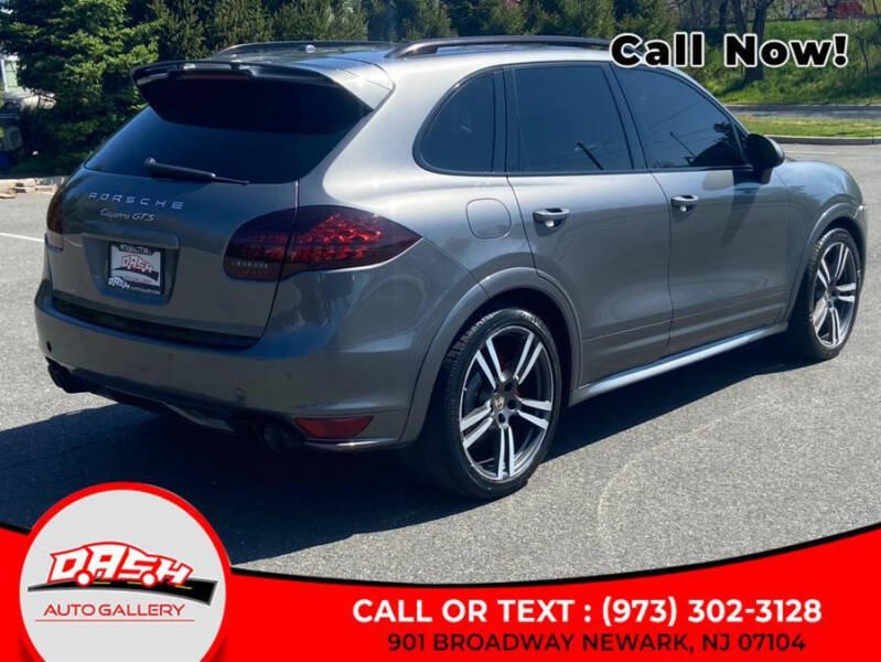 2013 Porsche Cayenne GTS