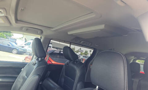 2017 Toyota Sienna SE 8-Passenger