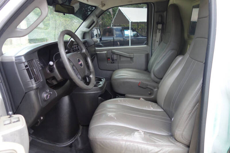2016 GMC Savana 2500