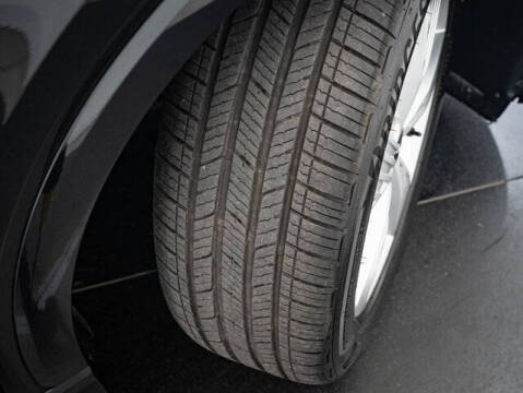 2022 Audi Q4 e-tron quattro Premium 50