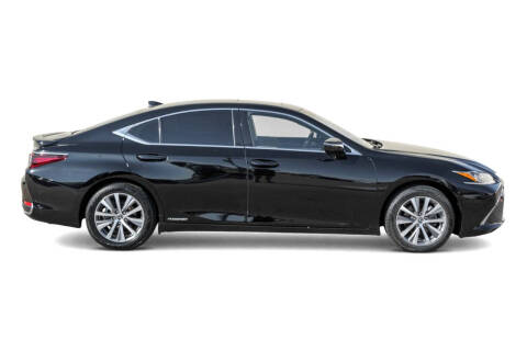 2020 Lexus ES 300h