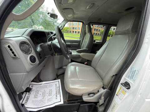 2010 Ford E-Series E-350 SD XL