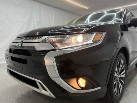 2019 Mitsubishi Outlander SE