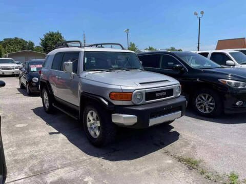 2007 Toyota FJ Cruiser for sale at CE Auto Sales in Baytown TX