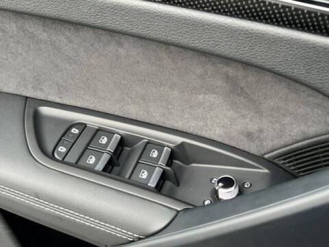 2025 Audi SQ5 3.0T quattro Premium Plus