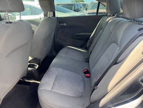 2013 Chevrolet Sonic LS Auto