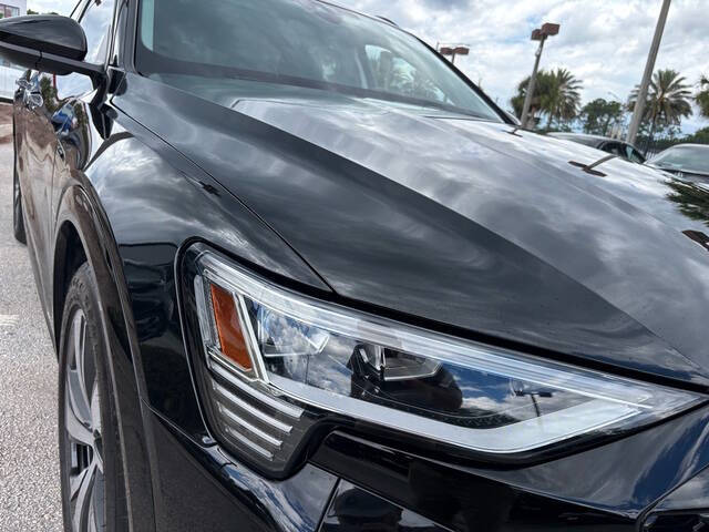 2024 Audi Q8 e-tron quattro Premium