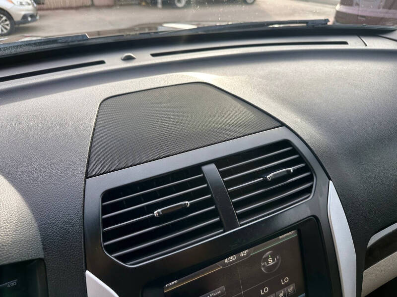 2011 Ford Explorer Limited