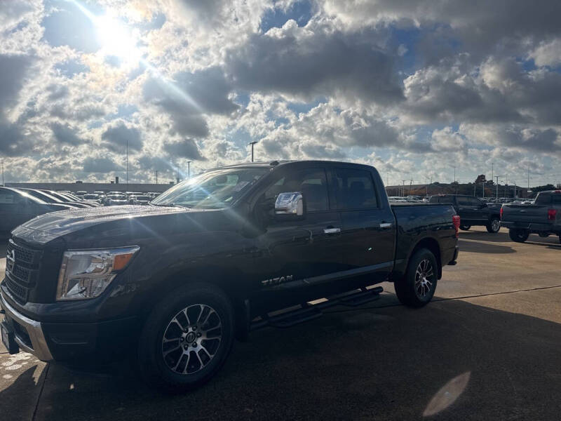 2021 Nissan Titan SV