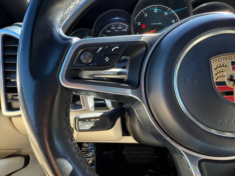 2017 Porsche Cayenne