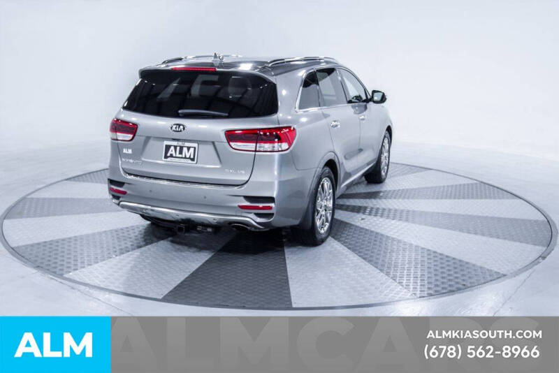 2017 Kia Sorento SX Limited V6