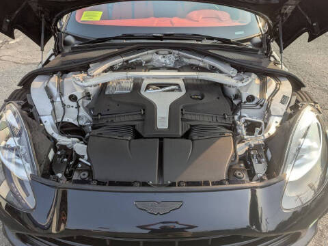 2023 Aston Martin DBX 707