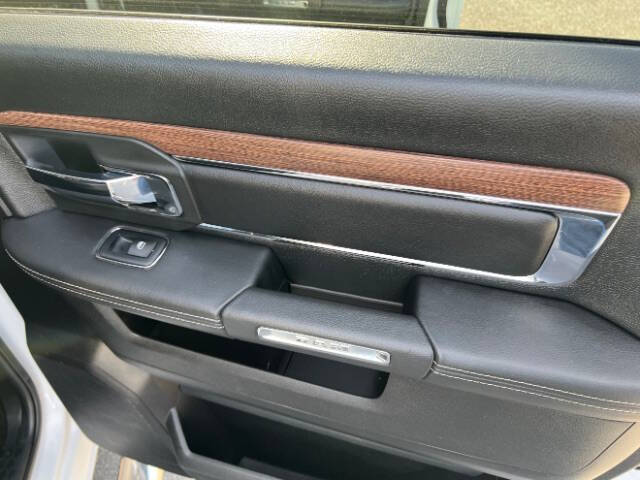 2017 RAM 1500 Laramie