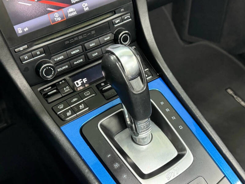 2017 Porsche 911 Carrera