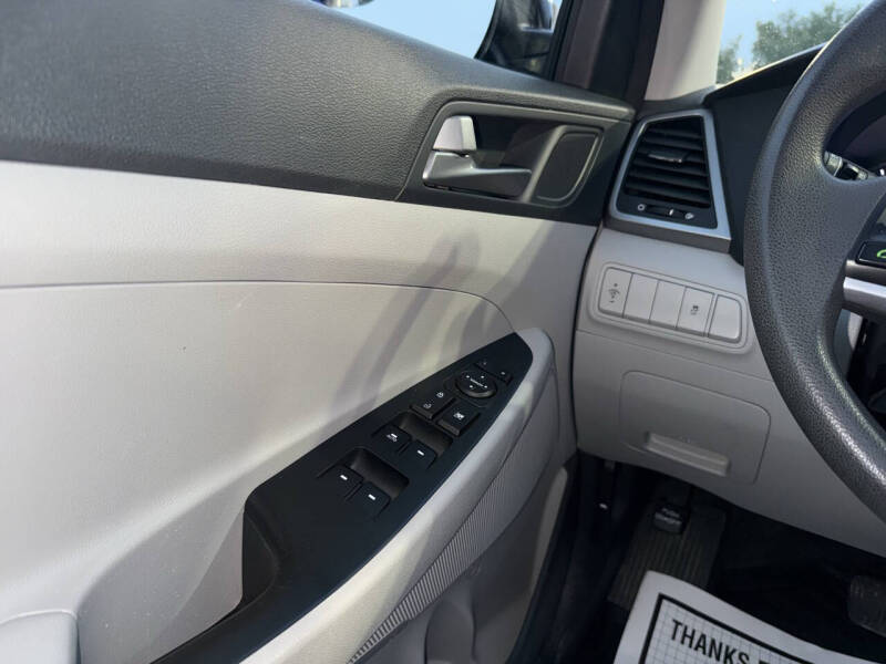 2017 Hyundai Tucson SE