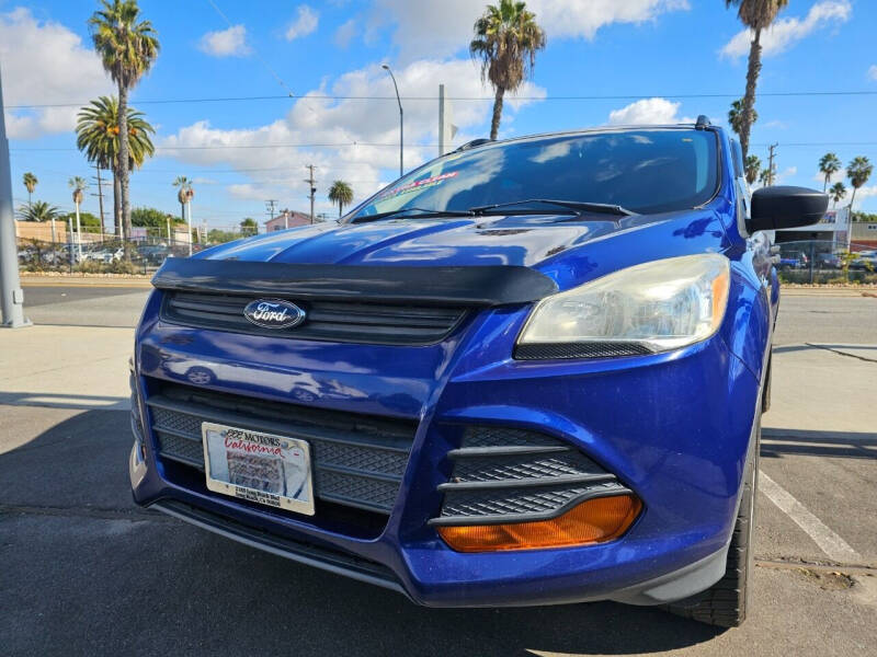 2016 Ford Escape S