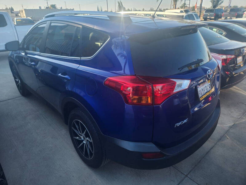 2015 Toyota RAV4 LE