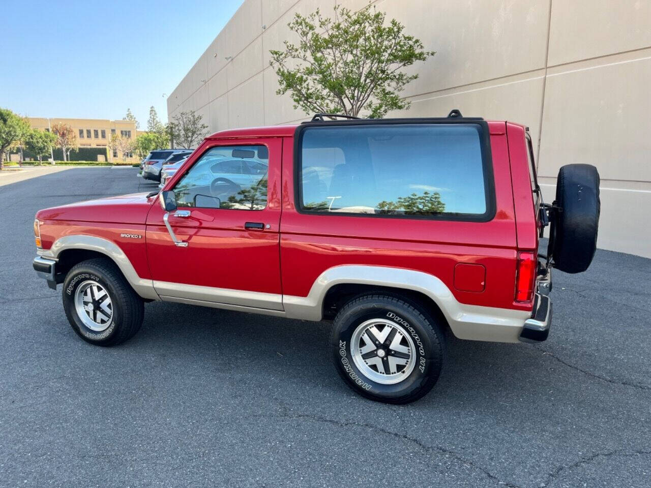 1989 Ford Bronco II for sale at ZRV AUTO INC in Brea, CA