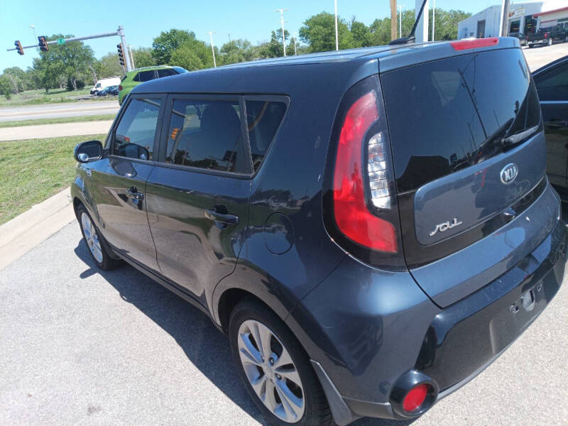 2016 Kia Soul +