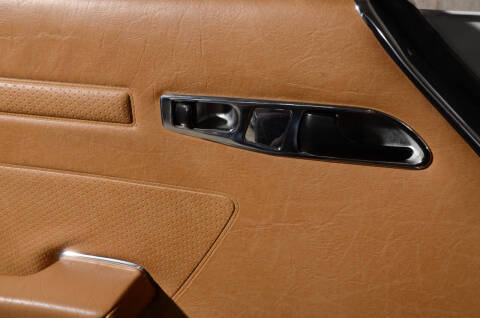 1987 Mercedes-Benz 560-Class 560 SL