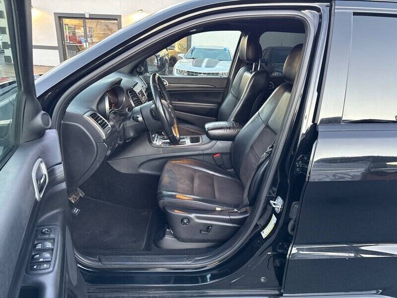 2019 Jeep Grand Cherokee Laredo