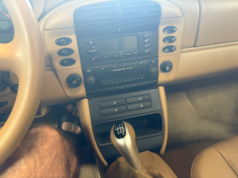 2000 Porsche 911 Carrera