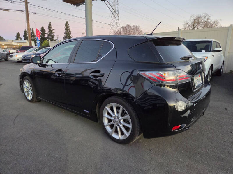 2012 Lexus CT 200h