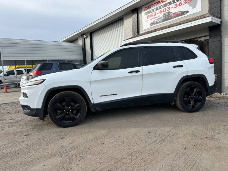 2017 Jeep Cherokee Sport
