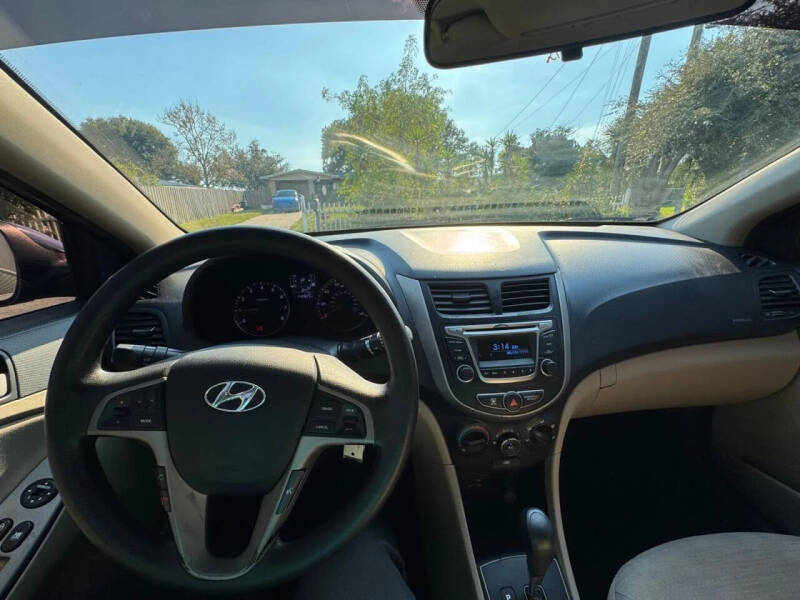 2017 Hyundai Accent Value Edition