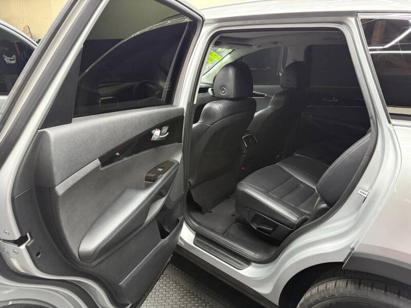 2020 Kia Sorento EX V6