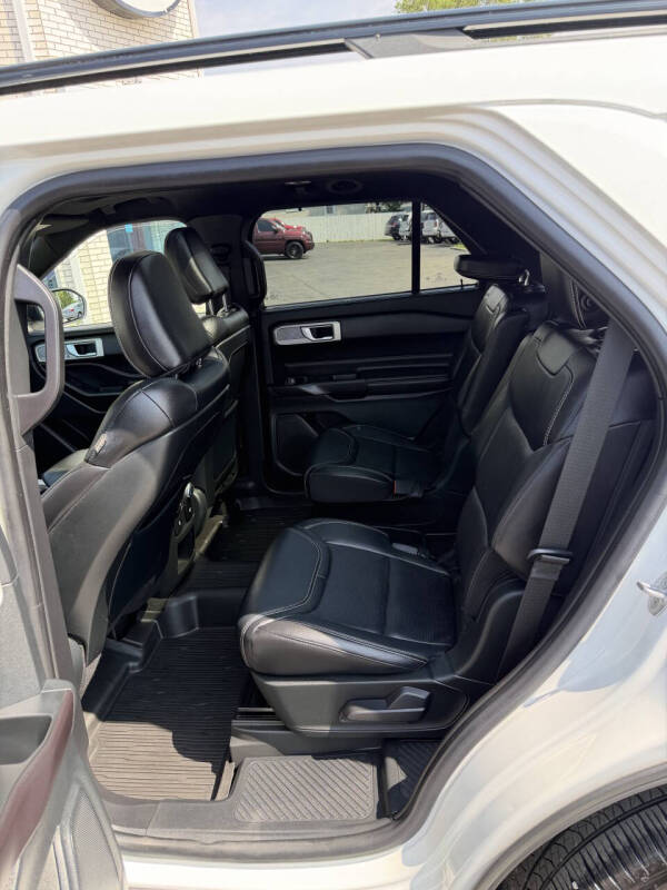 2020 Ford Explorer ST